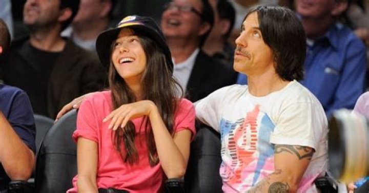 Anthony Kiedis And Helena Vestergaard: Uncovering Their Age Difference