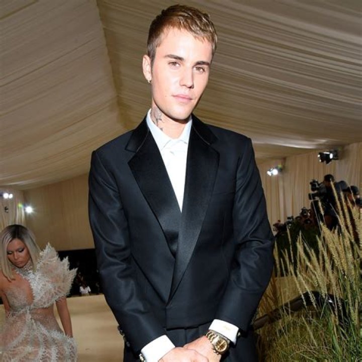 Is Justin Bieber Dead Or Not? A Deep Dive Into The Rumors